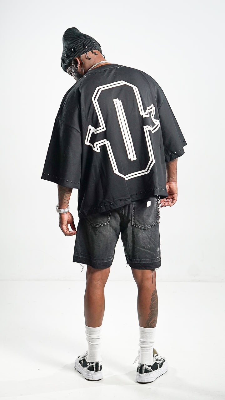 Blurred tee